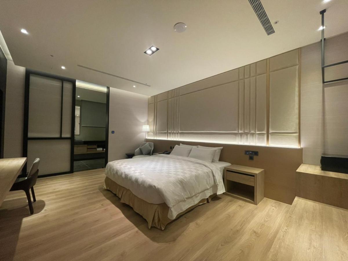 Motel Lin Taichung Dış mekan fotoğraf